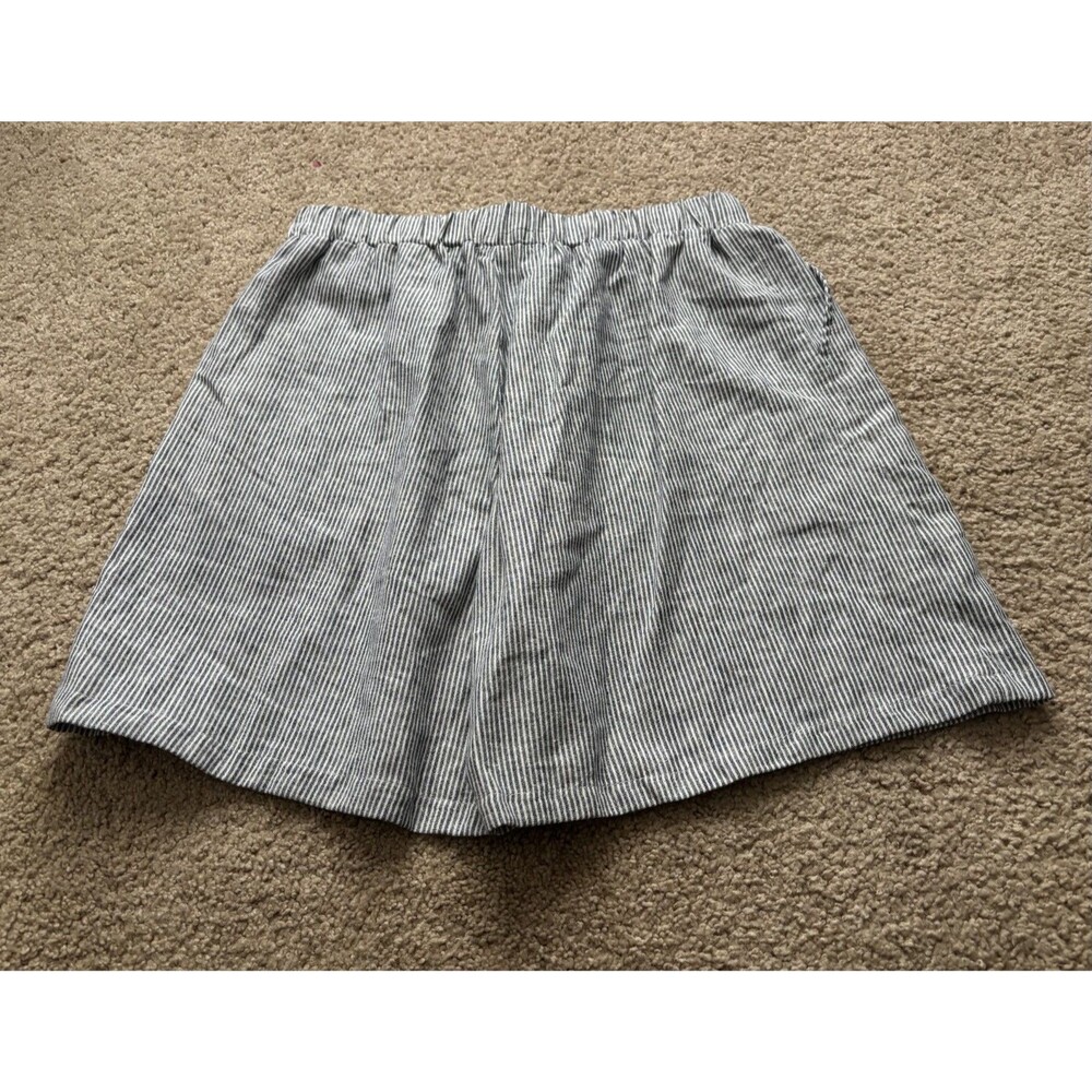 NWT Tiny Button Apparel Size Medium Striped Shorts Beach Casual Summer - Picture 4 of 4